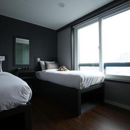 Philstay Myeongdong Сеул Екстер'єр фото