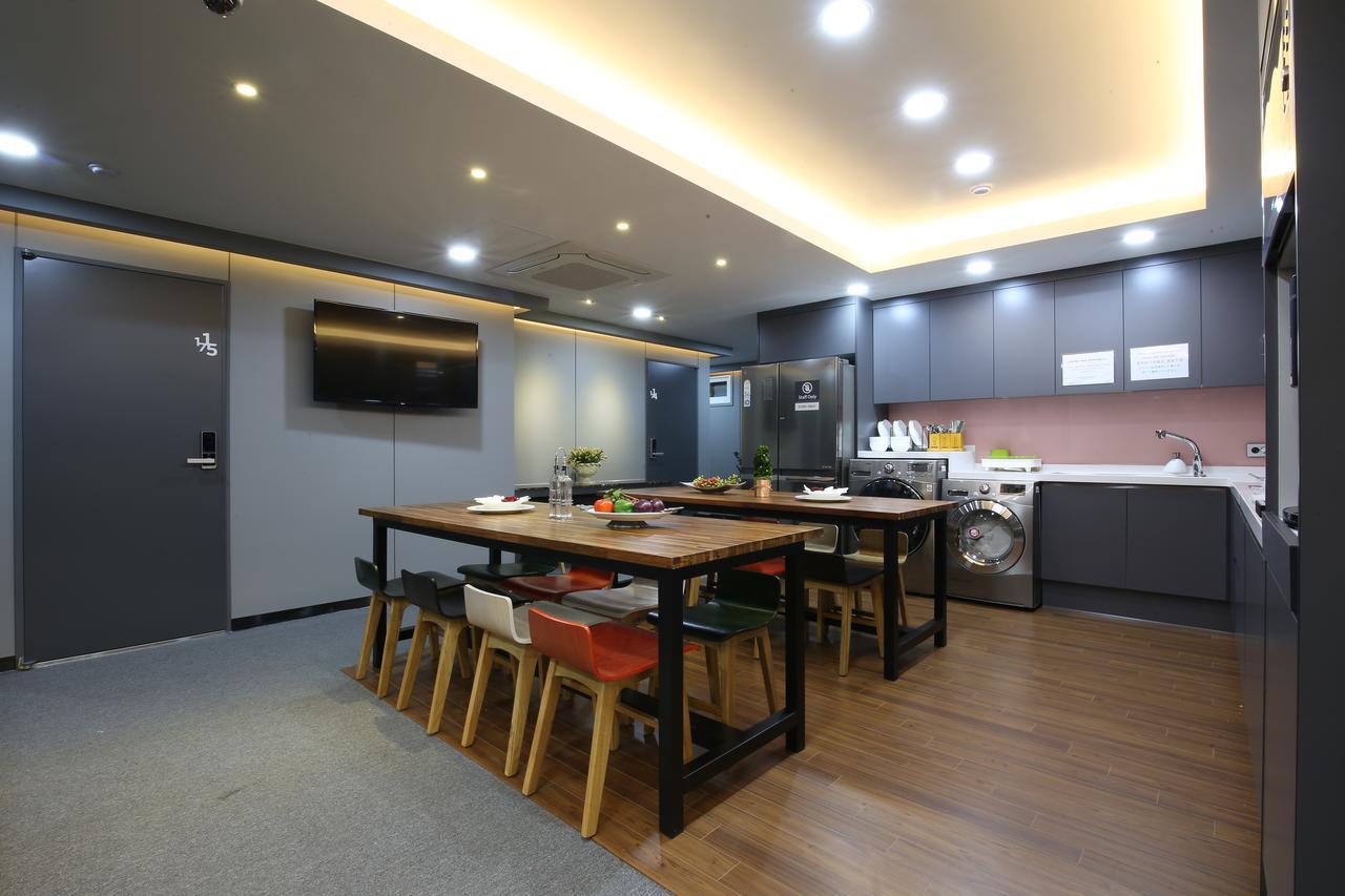 Philstay Myeongdong Сеул Екстер'єр фото
